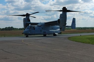 Osprey with turbines up