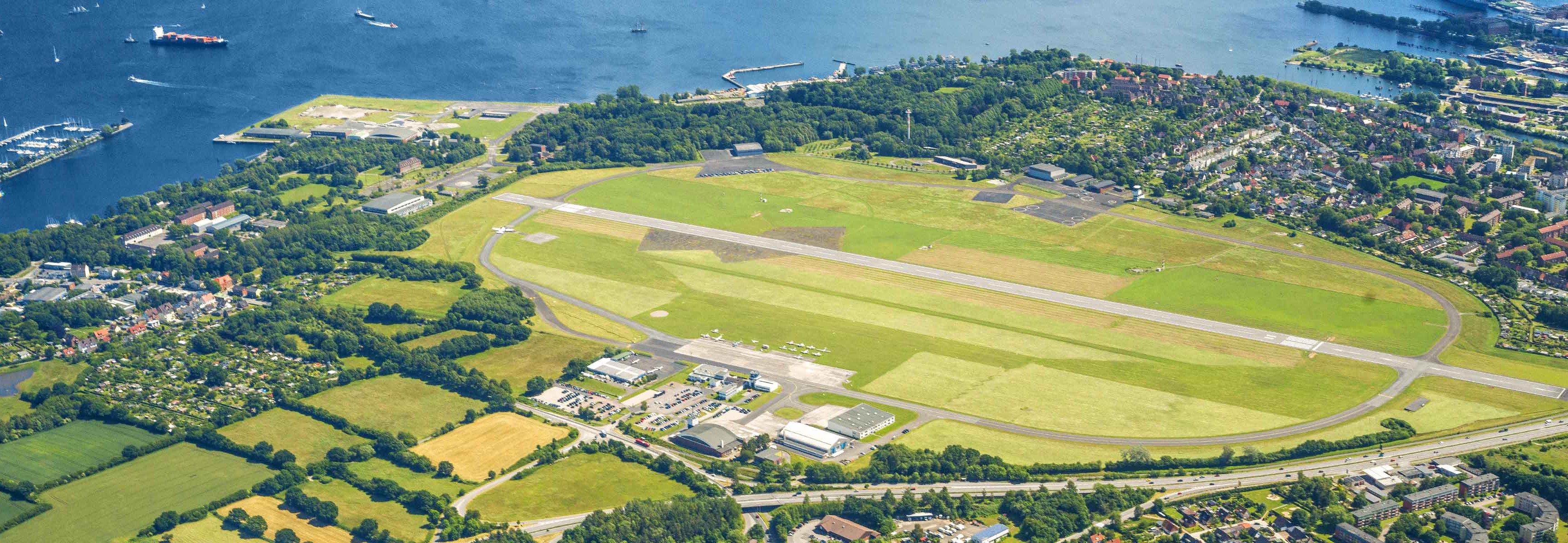 Luftbild Flughafen Kiel
