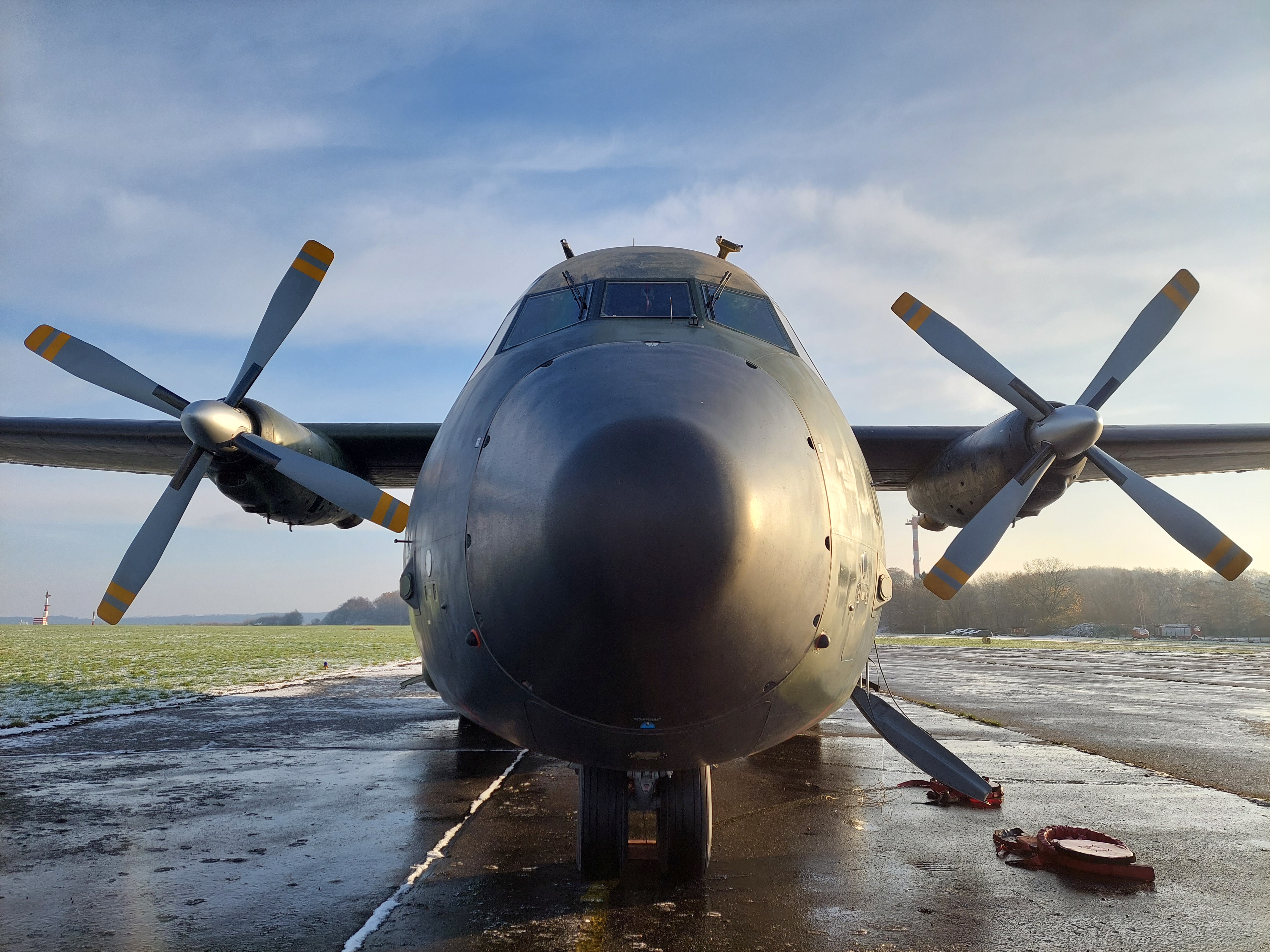 Drei Transall-Maschinen von Hohn nach Kiel überführt - Airport Kiel