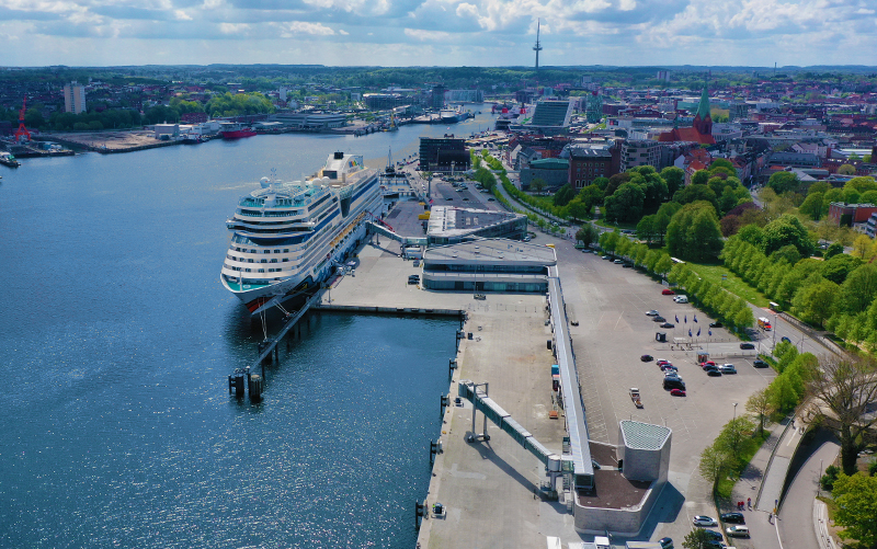 Shore power system on the Ostseekai with cruise ship